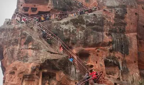 乐山大佛景区将于4月1日正式向游客重新开放九曲栈道