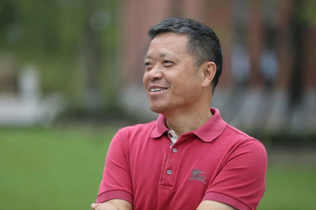 陈刚.jpg