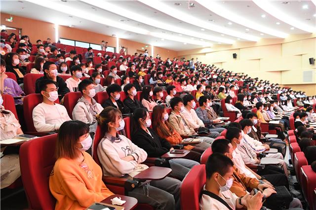  “永远跟党走”主题活动暨党史知识竞答走进四川交通职业技术学院 