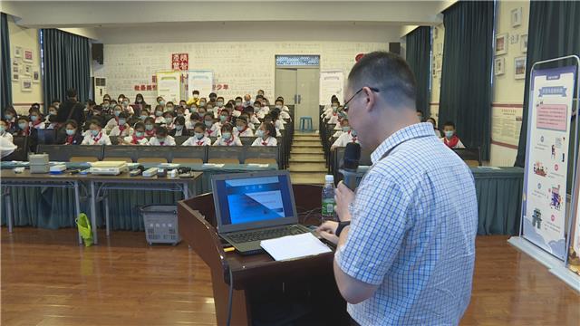 温江：“测量守护健康”计量知识宣传进校园