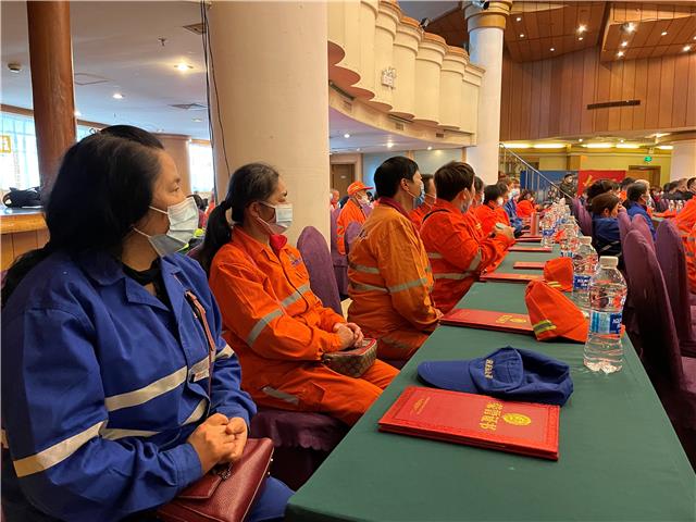 庆祝成都市第26个环卫工人节  我区表彰一批环卫先进集体和个人