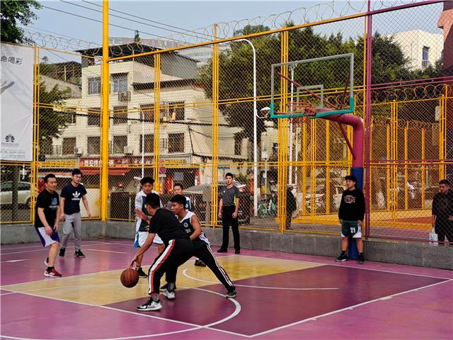 西街社区举行3V3社区篮球赛