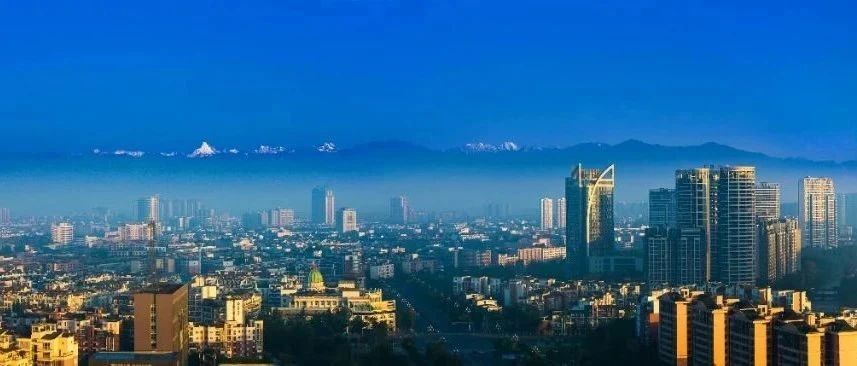 增强意识 、严防输入、提高能力、压实责任，温江区及时贯彻省、市新冠肺炎疫情防控指挥部会议精神