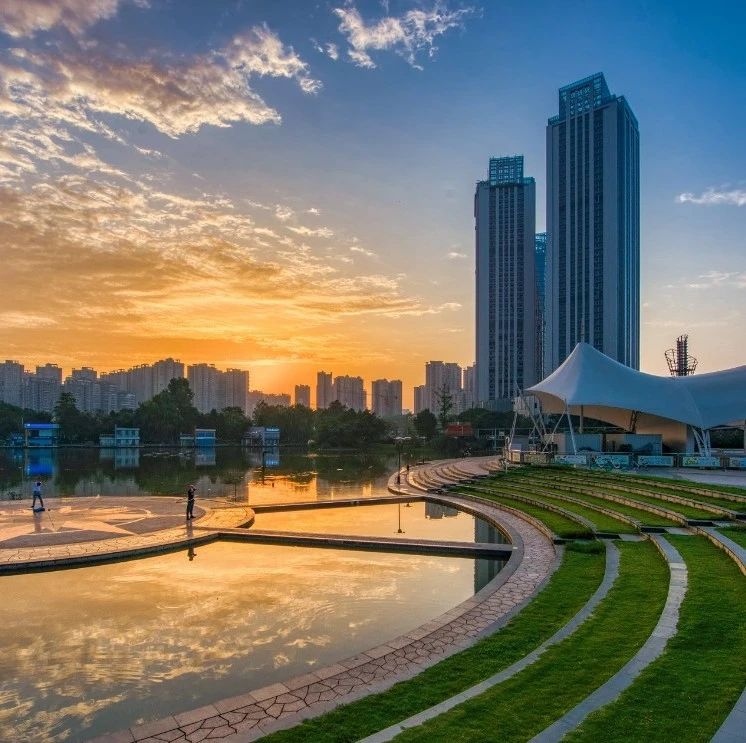 努力把党史学习教育成效转化为推动高质量发展的强大动力！区委庆祝中国共产党成立100周年活动暨党史学习教育领导小组第一次会议召开