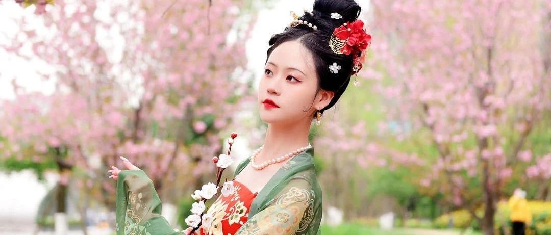 图说温江| 花与汉服的约会！