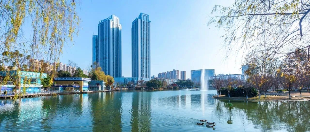 王道明主持召开区委常委会会议，传达学习习近平总书记关于职业教育工作的重要指示和李克强总理在蓉考察指示要求