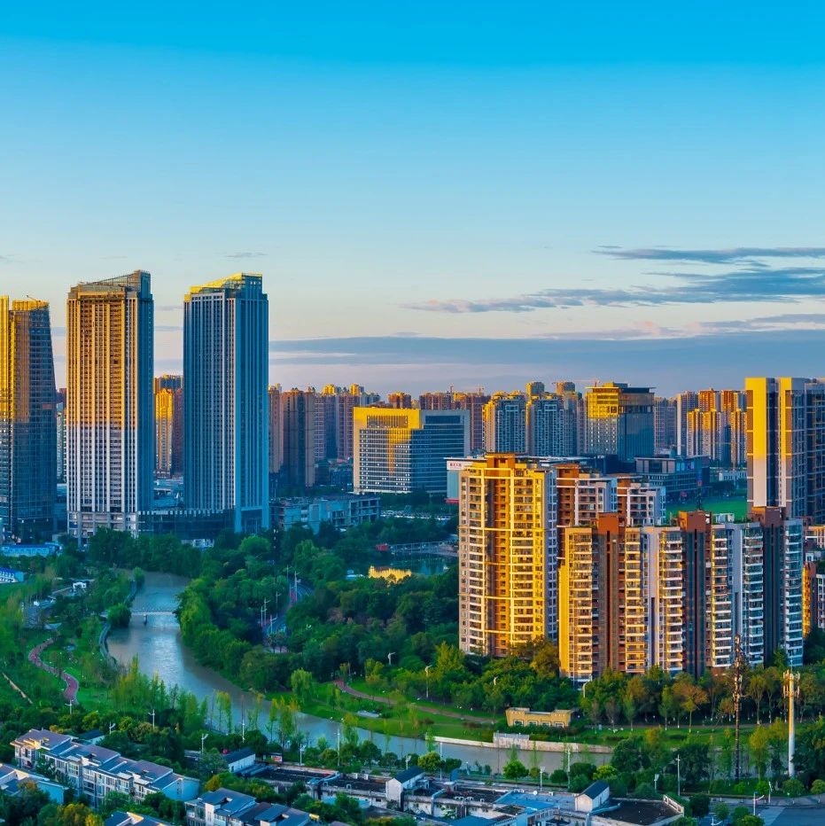 牢固树立“防大汛抗大灾抢大险”思想，全力维护人民生命财产安全！全区防汛抗旱、地质灾害防治和河湖长制推进工作会议召开