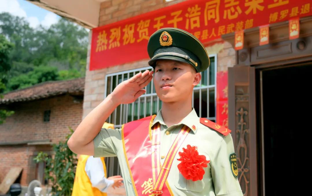 “00后”战士，一等功！