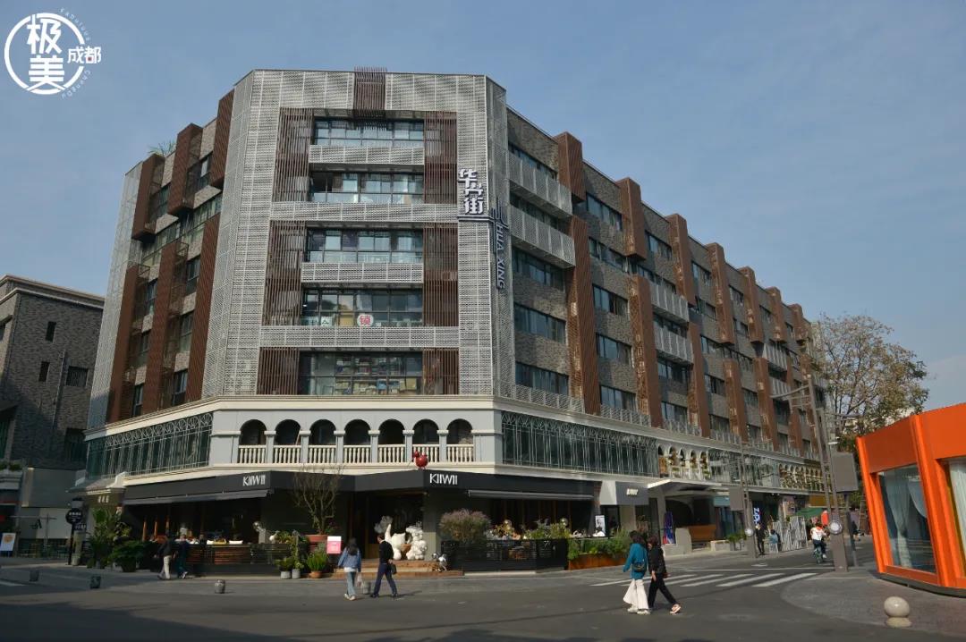 明确了，居民住宅楼禁止新建、改建、扩建产生油烟的餐饮服务项目
