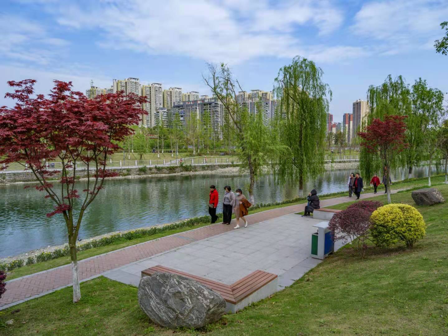 治国理政新实践 | 办好民生实事——习近平总书记关切的“高品质生活”