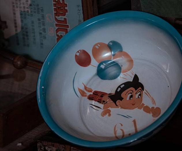 老物件，80后的怀旧情节……