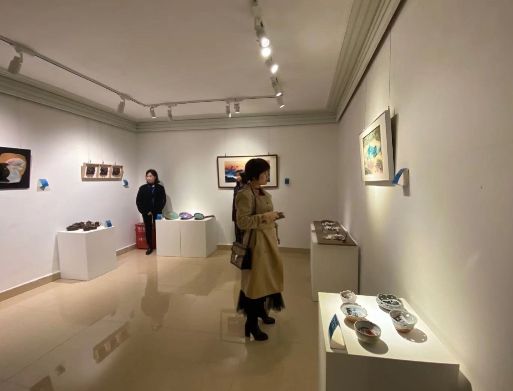 第七届中国西部陶艺作品双年展在温江开展