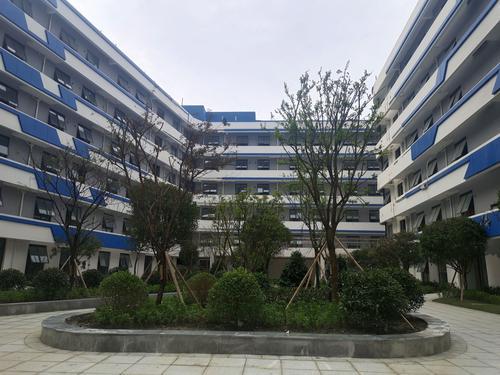 新世纪光华学校.jpg