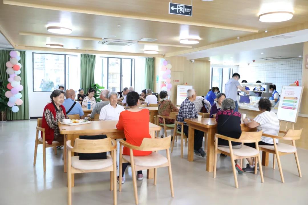 聚焦“一老一小” 让民生保障落到实处 全市全龄友好包容社会营建工程“一老一小”服务工作现场推进会在我区召开