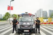 “警察蓝”配“中国红”，温江公安，你们真帅！