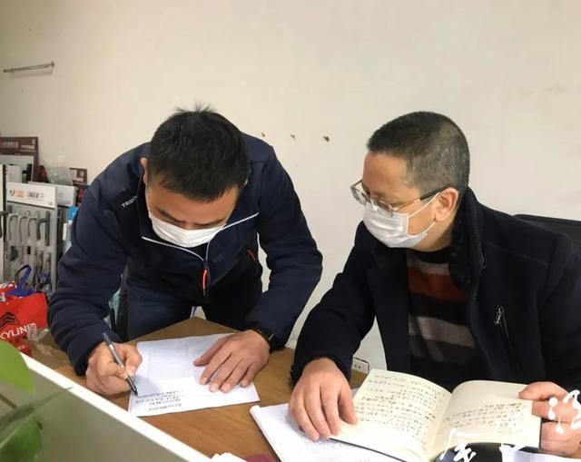 温江:“专班+专员”专啃硬骨头 助力企业“满血复活”