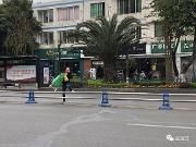 乱穿马路的温江人必看！ 违法就只是警告吗？甚至要判刑！