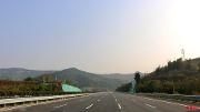 成都天府国际机场高速公路建成，预计年底通车！