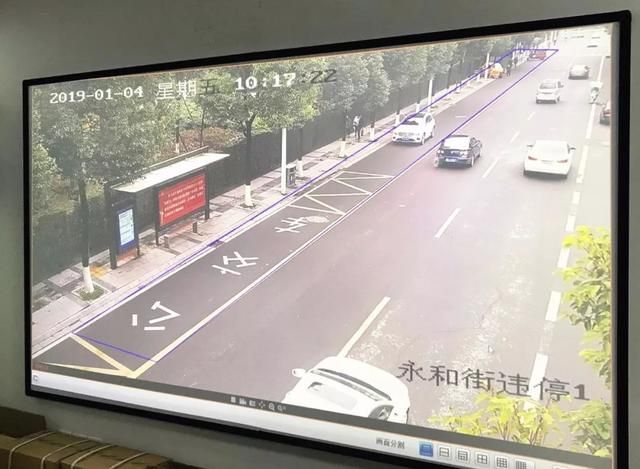 戳→探秘温江球型机下罚单的诞生！另外，温江首条旅游观光车上线，有这些站点~（文末锦鲤出没）