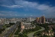 中共成都市委十三届四次全会暨市委经济工作会议举行