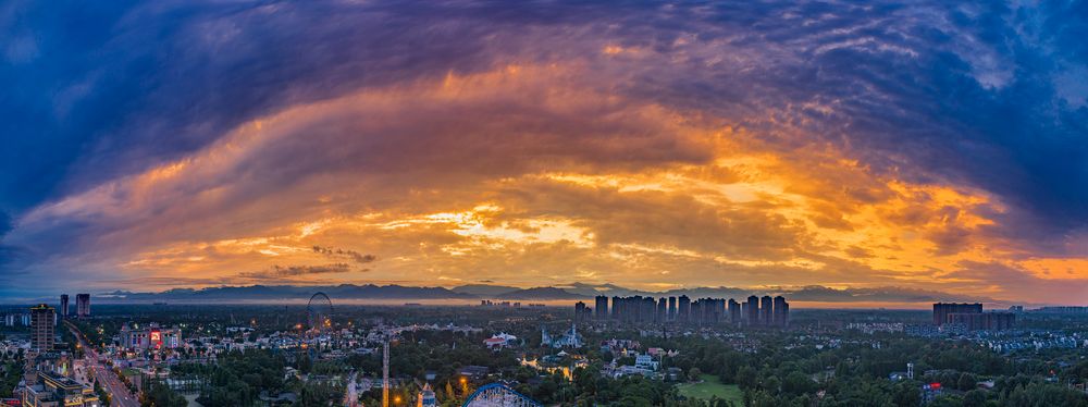 这一瞬间有百万种可能~你见过晚霞满天的“金温江”吗？