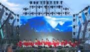 阳光艺术团大型惠民演出走进光华社区