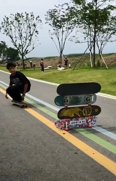 #你真是每个动作都是戏 以为是个青铜 结果是个王者！