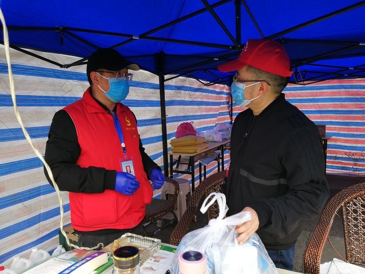 詹小弟.jpg