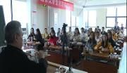 区人社局：开展职业技能培训 让高校毕业生有更多就业机会