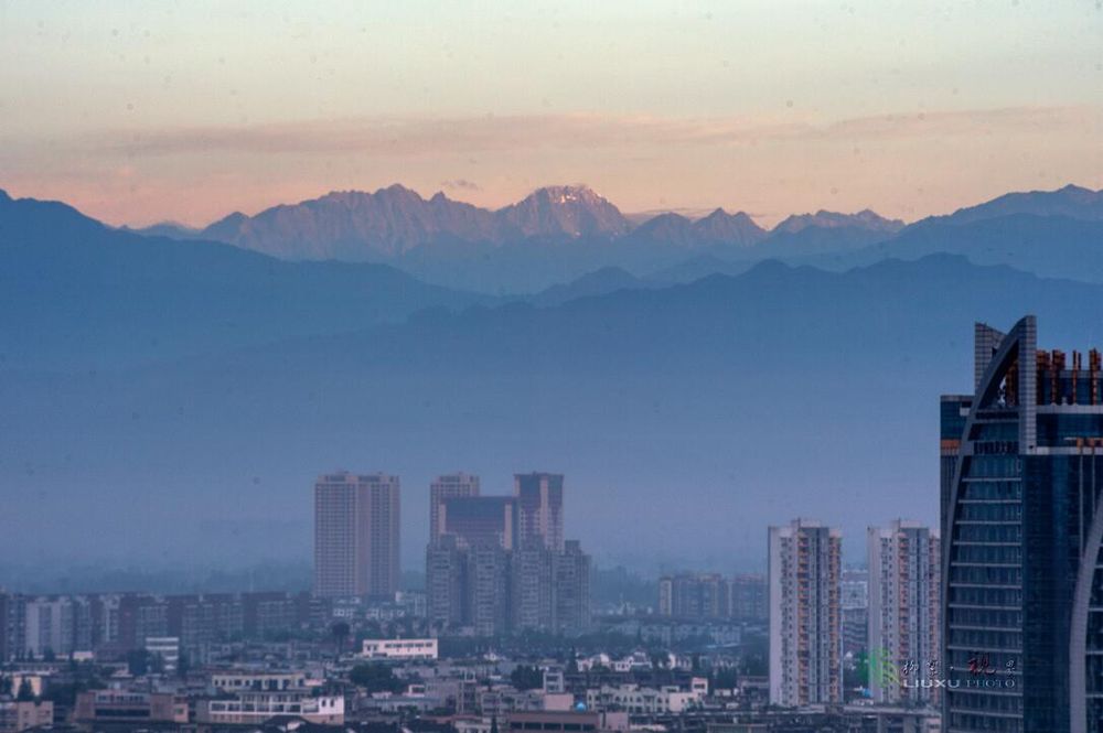 猜猜这是什么山？图据柳絮。