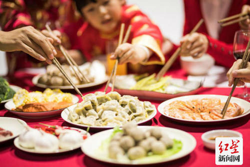 成都年夜饭咋吃？超300家中餐厅不打烊