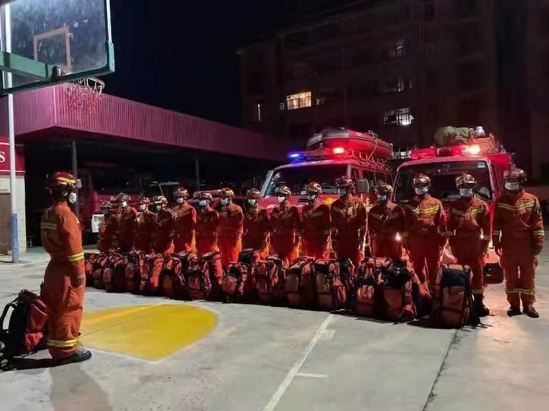 青海玛多县深夜发生7.4级地震，云南漾濞地震已致多人伤亡