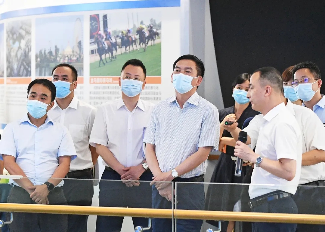 王乾在永宁街道、成都医学城开展工作调研