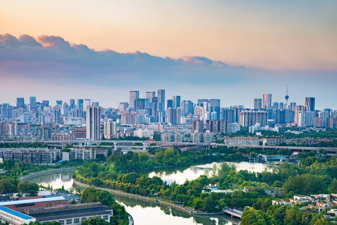 林毅夫再次解读“第四极” | 中国第四极成渝地区双城经济圈建设路线图