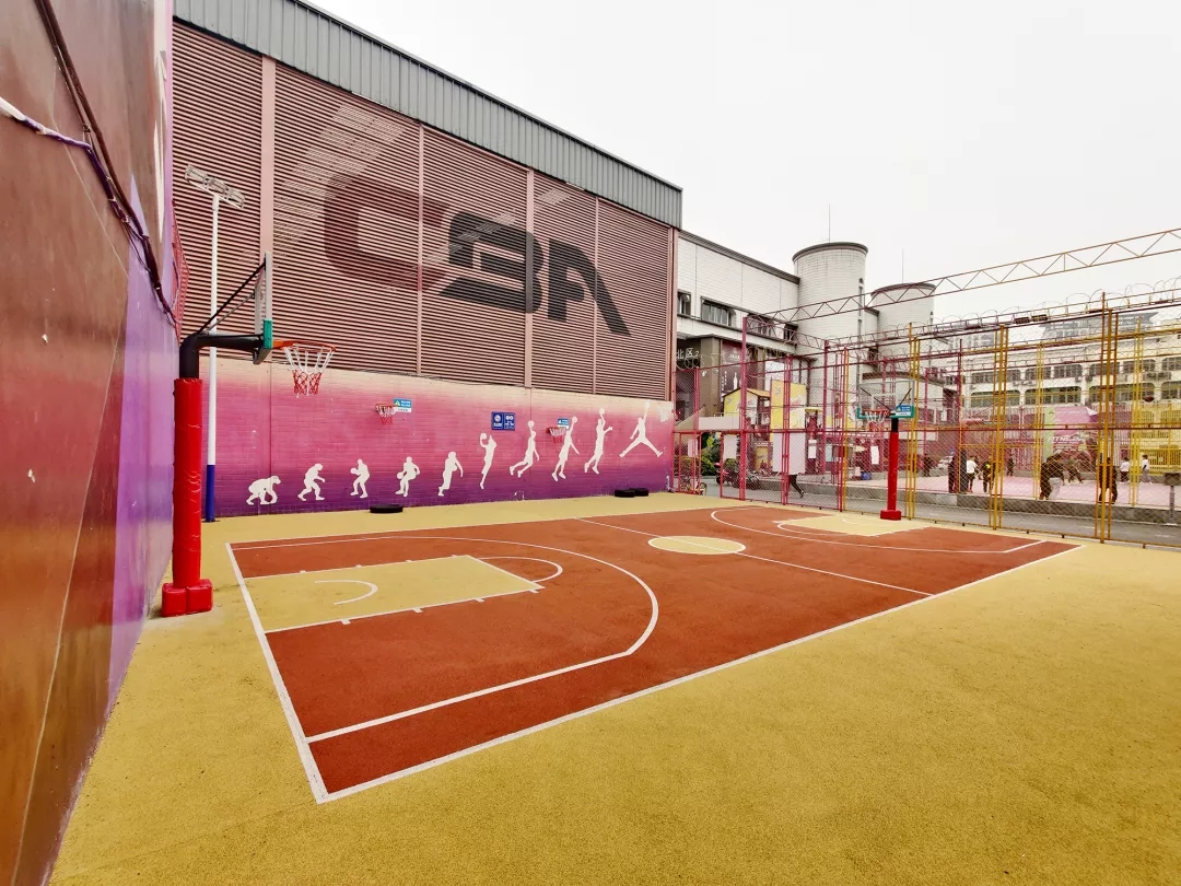 体育馆外少儿篮球场正式开放！免费！